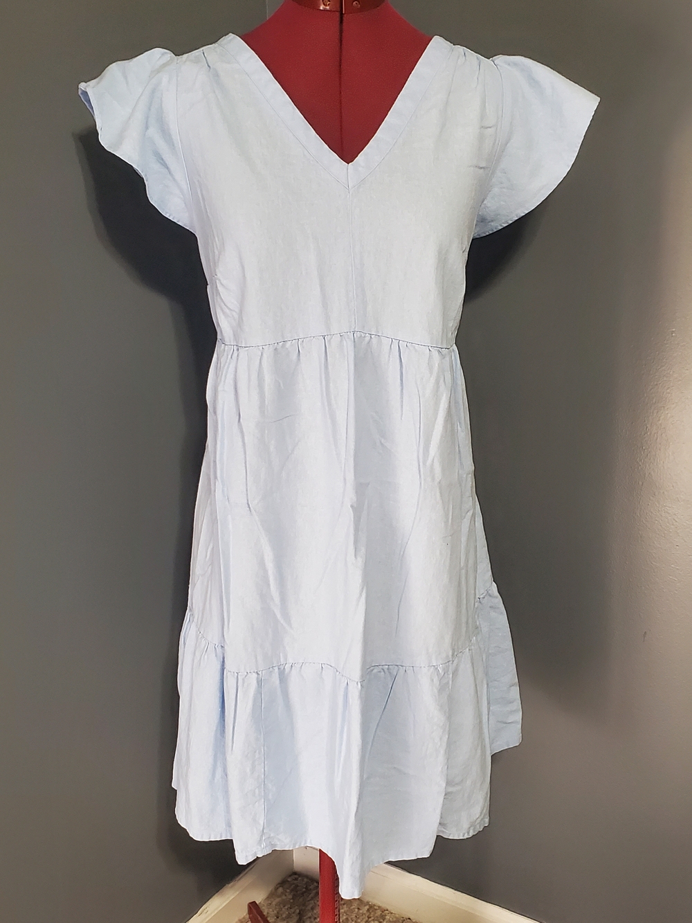 Isabel Maternity Light Blue V-Neck Tiered Midi Dress Linen Blend Women's Size M